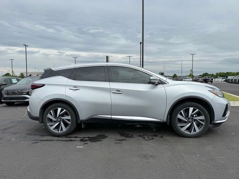 Used 2022 Nissan Murano SL w/ SL Moonroof Package FWD image 4