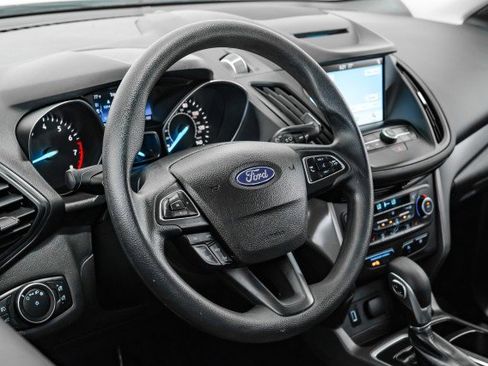 Used 2018 Ford Escape SE w/ SE Sync 3 Package AWD/4WD image 13
