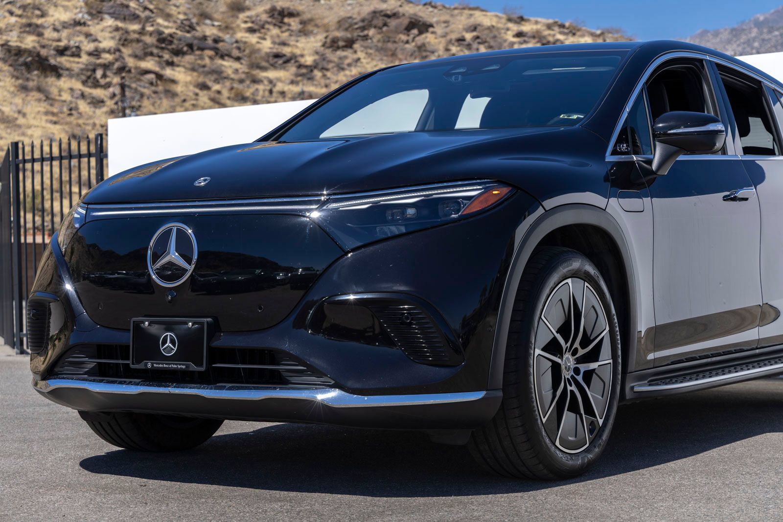 Certified 2023 Mercedes-Benz EQS 450+ SUV image 6