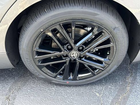 New 2026 Toyota Camry SE FWD image 9
