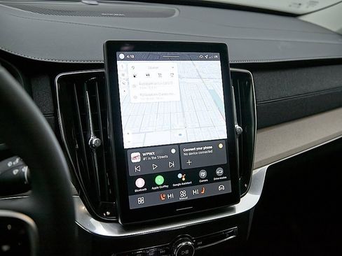 New 2026 Volvo XC90 B6 Plus w/ Protection Package Premier image 15