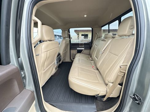 Used 2019 Ford F150 Lariat w/ Equipment Group 502A Luxury AWD/4WD image 24
