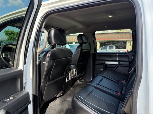 Used 2020 Ford F250 Lariat w/ Lariat Value Package AWD/4WD image 14