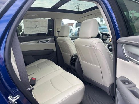 New 2026 Cadillac XT5 Premium Luxury w/ Driver Assist Package AWD/4WD image 9