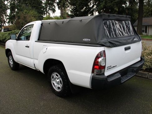 Used 2011 Toyota Tacoma 2WD Regular Cab image 4