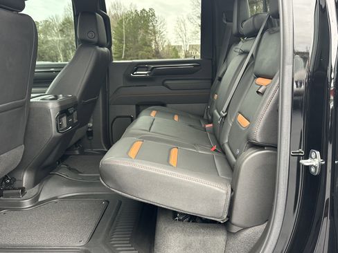 Used 2024 GMC Sierra 2500 AT4 w/ AT4 Premium Plus Package image 15