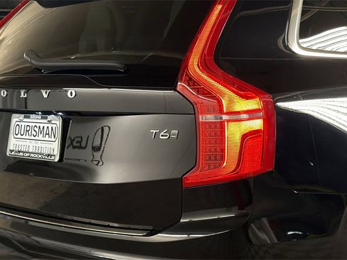 Used 2020 Volvo XC90 T6 Momentum w/ Protection Package Premier image 8