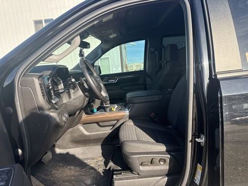 Used 2023 Chevrolet Silverado 1500 RST w/ Redline Edition image 18