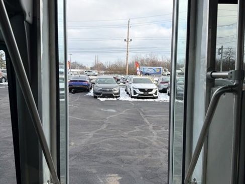 Used 2019 Ford E-350 and Econoline 350 Super Duty w/ Shuttle Bus Prep Package image 10