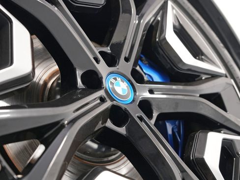 Used 2022 BMW iX xDrive50 w/ Sport Package image 66
