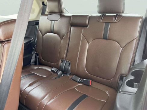 Used 2025 Honda Pilot Elite image 49