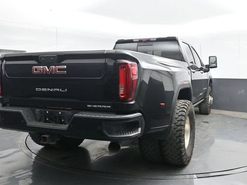 Used 2023 GMC Sierra 3500 Denali w/ Denali Ultimate Package AWD/4WD image 14