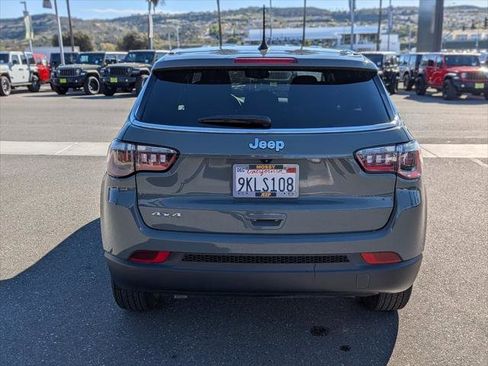 Certified 2023 Jeep Compass Sport image 6