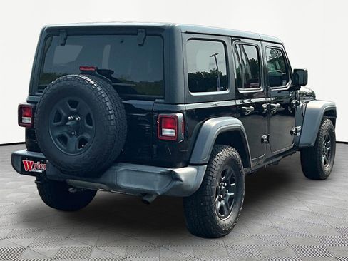 Used 2018 Jeep Wrangler Unlimited Sport AWD/4WD image 6