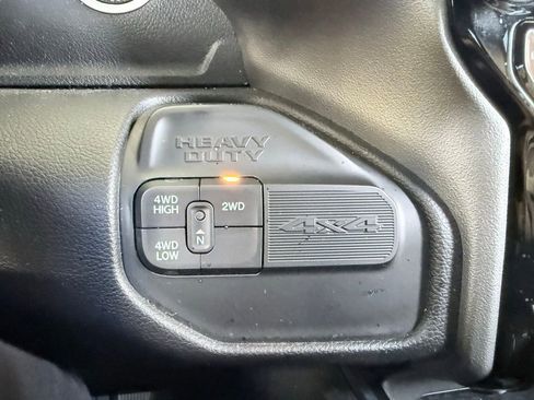 Used 2024 RAM 2500 Laramie w/ Sport Appearance Package image 21