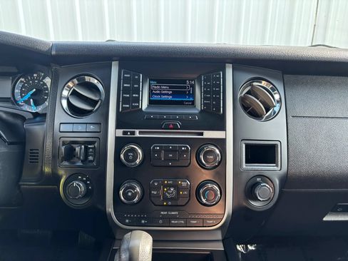 Used 2016 Ford Expedition XL w/ Equipment Group 101A AWD/4WD image 26