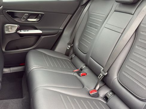 New 2026 Mercedes-Benz GLC 350e 4MATIC image 31