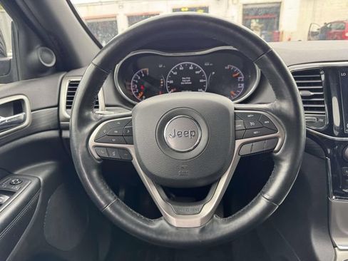 Used 2019 Jeep Grand Cherokee Altitude AWD/4WD image 19