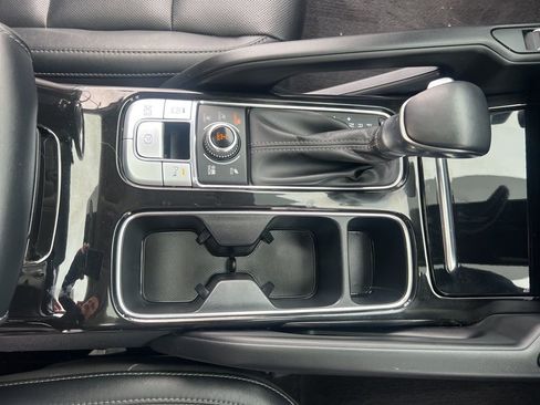 Certified 2023 Kia Telluride S w/ S Sunroof Package image 24