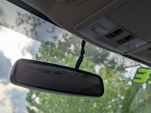 Used 2013 Ford Edge Limited image 24