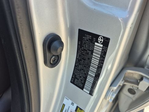 Used 2024 Toyota Corolla LE FWD image 16