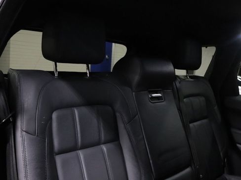 Used 2019 Land Rover Range Rover Sport SE image 20