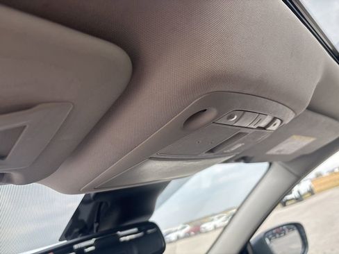 Used 2022 Nissan Rogue Sport SL w/ Premium Package image 31