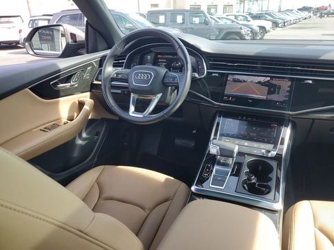 Used 2023 Audi Q8 Premium Plus w/ Premium Plus Package image 12