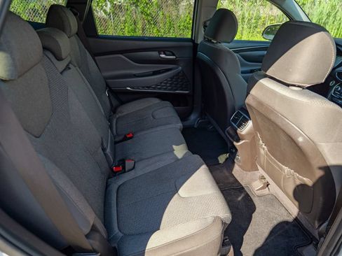 Used 2019 Hyundai Santa Fe SEL AWD/4WD image 17