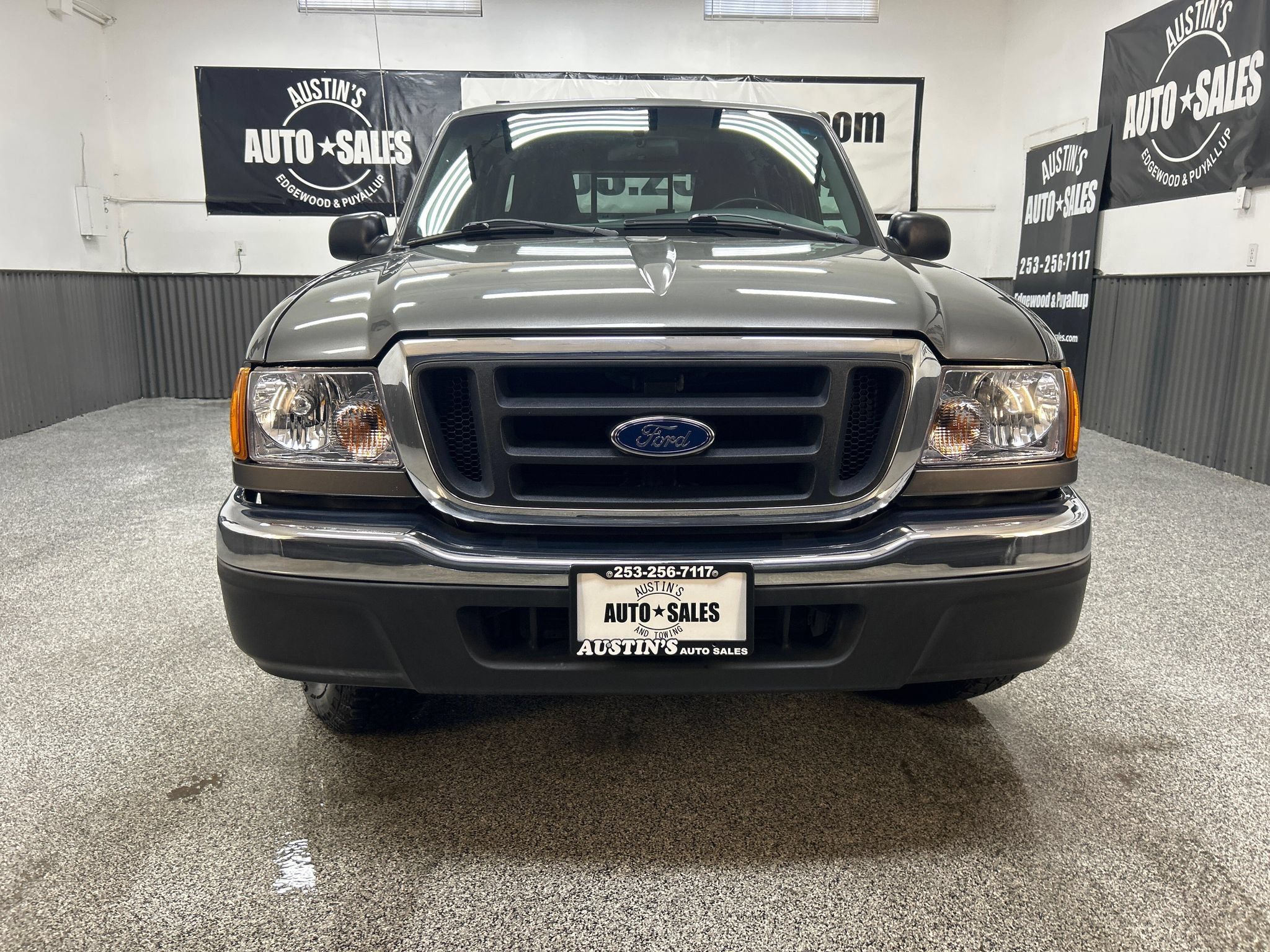 Used 2004 Ford Ranger XLT RWD image 2