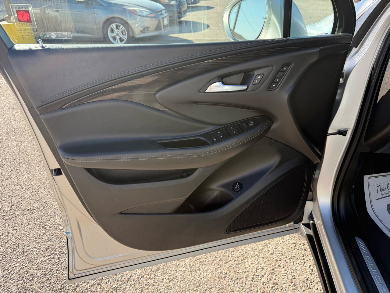 Used 2019 Buick Envision Essence FWD image 14