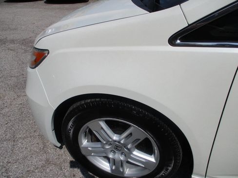 Used 2013 Honda Odyssey Touring image 14