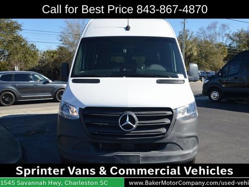 Used 2025 Mercedes-Benz Sprinter 2500 image 6