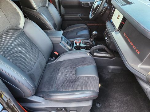Certified 2025 Ford Bronco Raptor w/ Interior Carbon Fiber Pack AWD/4WD image 26