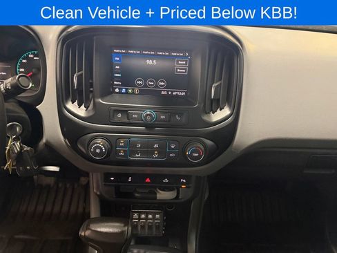 Used 2021 Chevrolet Colorado W/T w/ WT Convenience Package AWD/4WD image 12
