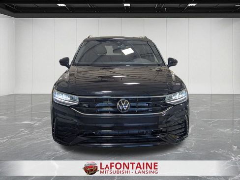 Used 2024 Volkswagen Tiguan SE R-Line image 9