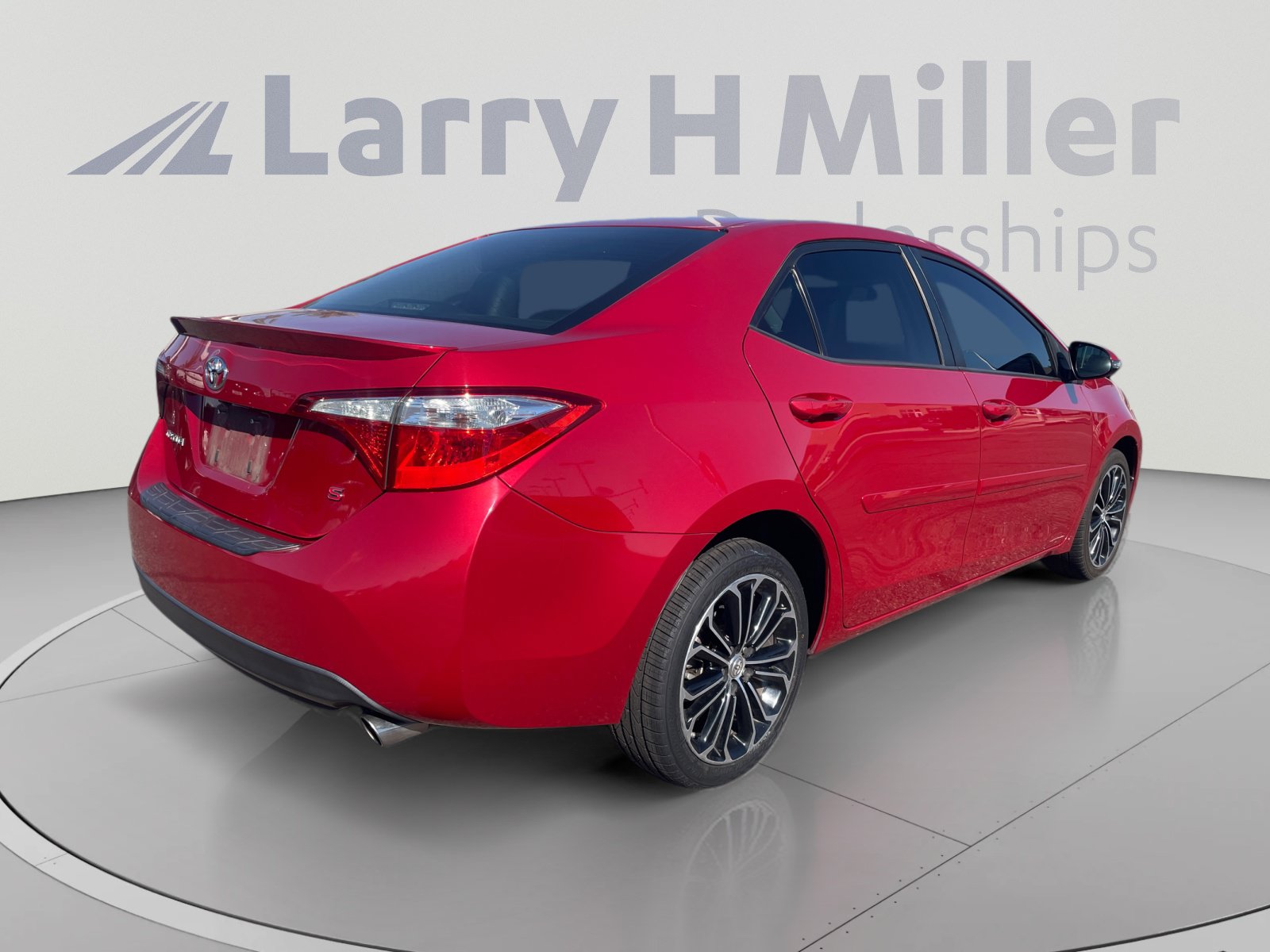 Used 2014 Toyota Corolla S FWD image 5
