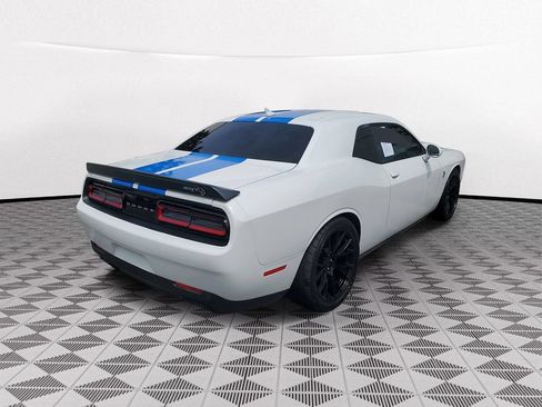 Used 2020 Dodge Challenger SRT Hellcat w/ Plus Package RWD image 6