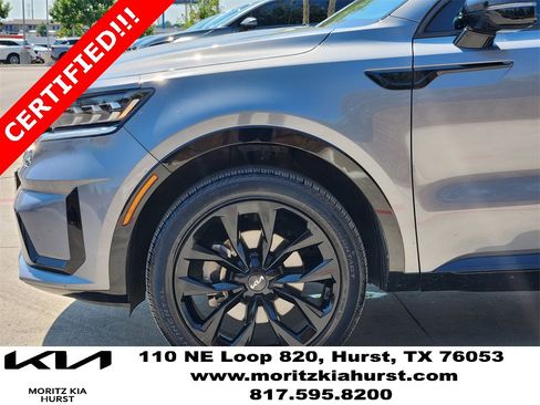 Certified 2023 Kia Sorento SX image 4