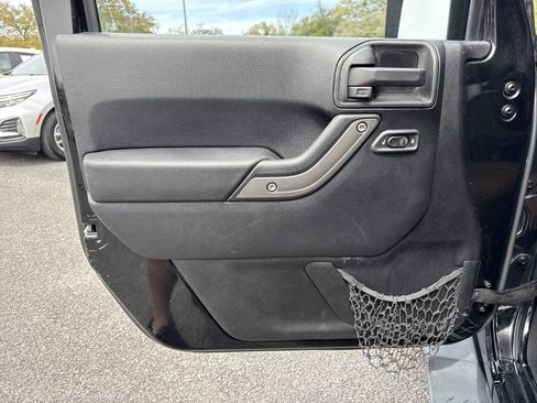 Used 2014 Jeep Wrangler Unlimited Sport w/ Quick Order Package 24S image 13