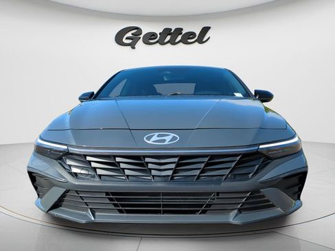 Certified 2025 Hyundai Elantra Sport w/ Cargo Package image 2