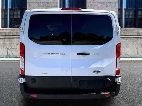 Certified 2024 Ford Transit 350 XLT RWD image 4