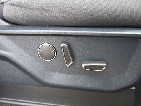 Used 2021 Ford F150 XLT w/ Equipment Group 302A High image 38