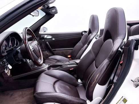 Used 2007 Porsche 911 Carrera 4S AWD/4WD image 16