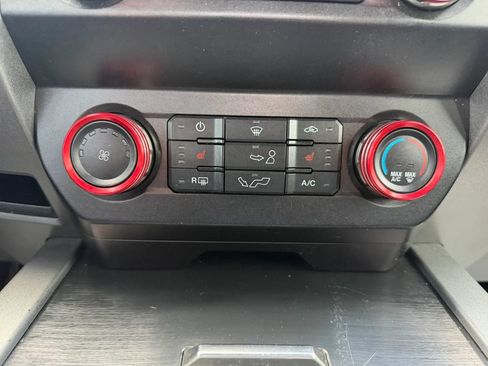 Used 2019 Ford F150 Raptor w/ Equipment Group 801A Mid image 26