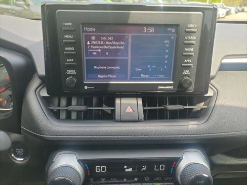 Certified 2021 Toyota RAV4 XLE FWD image 26