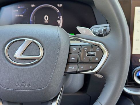 Used 2025 Lexus RZ 300e w/ Accessory Package (Z1) FWD image 18