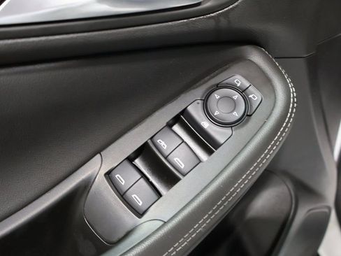 Used 2024 Buick Encore GX Sport Touring image 14