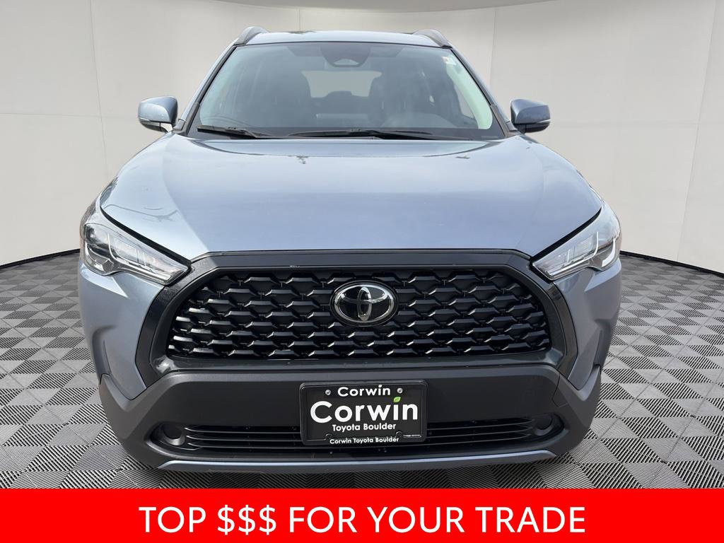 Used 2023 Toyota Corolla Cross LE FWD image 2
