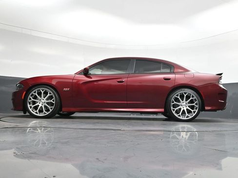 Used 2020 Dodge Charger Scat Pack RWD image 31